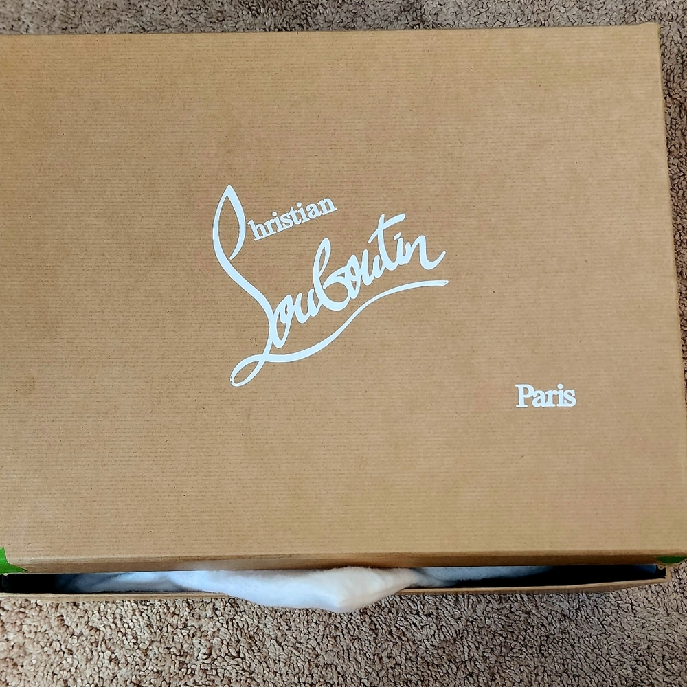 Christian Louboutin  Shoes. Louis Orlato Flat Velvet black